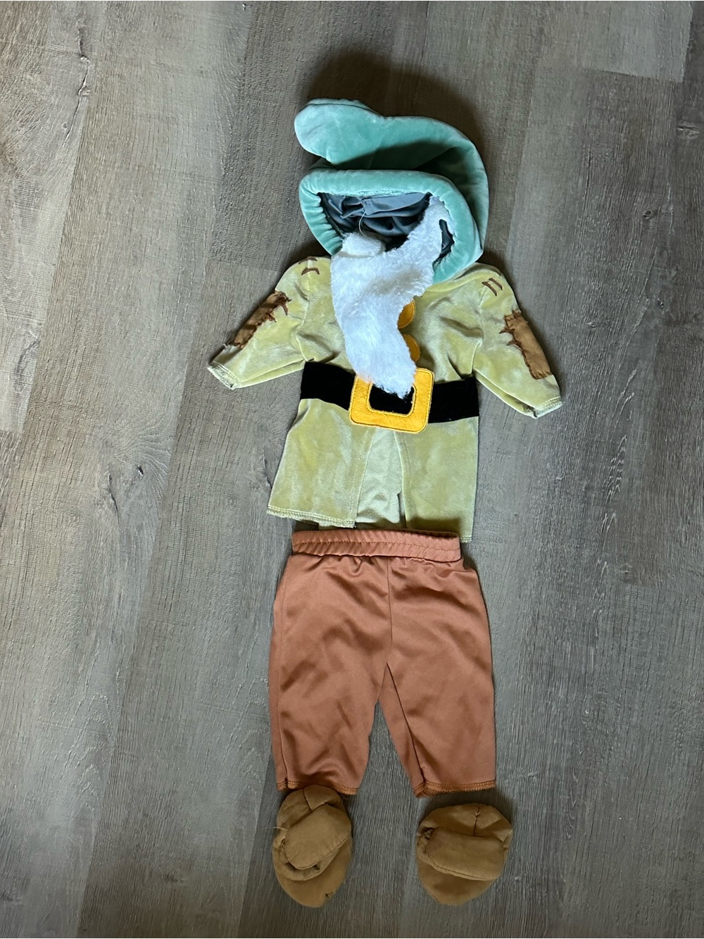 Disney Mint Green and Brown SnowWhite Costume with White Beard and Yellow Buckle